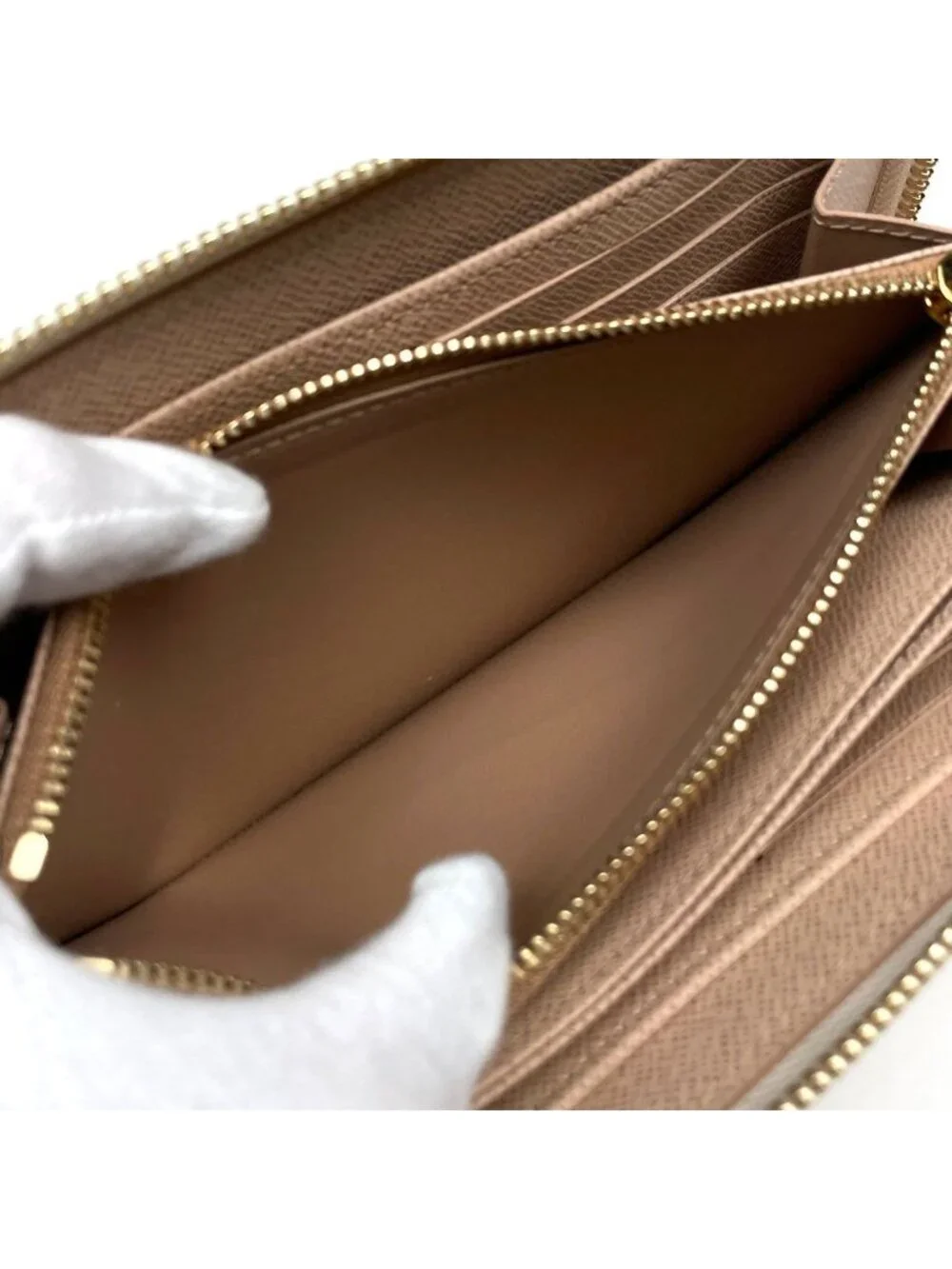 Louis Vuitton Zippy Wallet Zip Around Monogram Dune